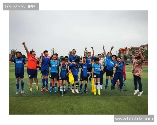 激情四溢的奥体足球赛点燃城市热情展现运动精神与团队合作的魅力